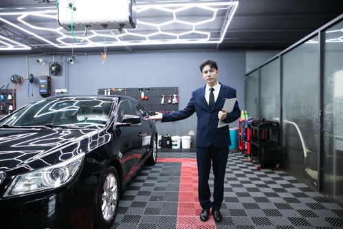 蓝色西装汽车顾问汽车销售车险人物摄影图 摄影