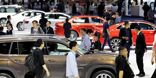 二月汽车销量骤降近80%，汽车工业经济面临哪些关键挑战与机遇